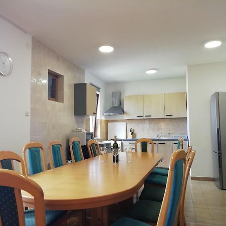 Apartments Ljilja นิน ภายนอก รูปภาพ