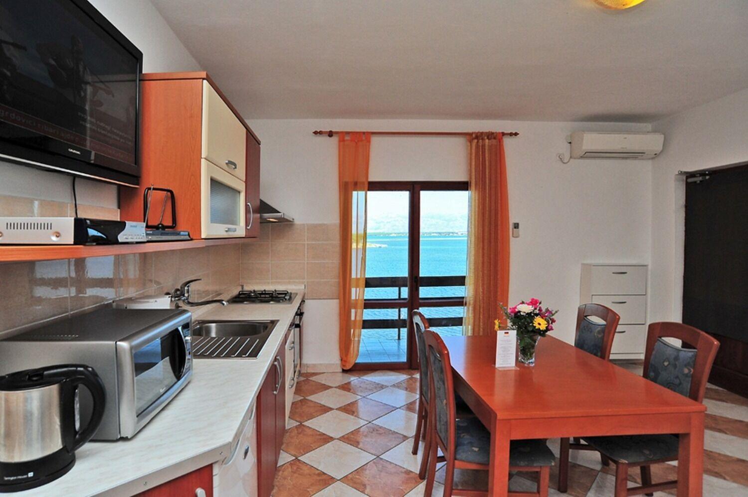 Apartments Ljilja นิน ภายนอก รูปภาพ